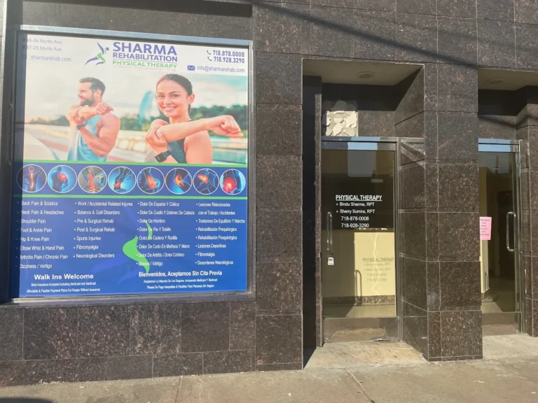 Sharma Fisioterapia y Rehabilitación - 65-06 Myrtle Ave, Queens, NY 11385, Estados Unidos 4